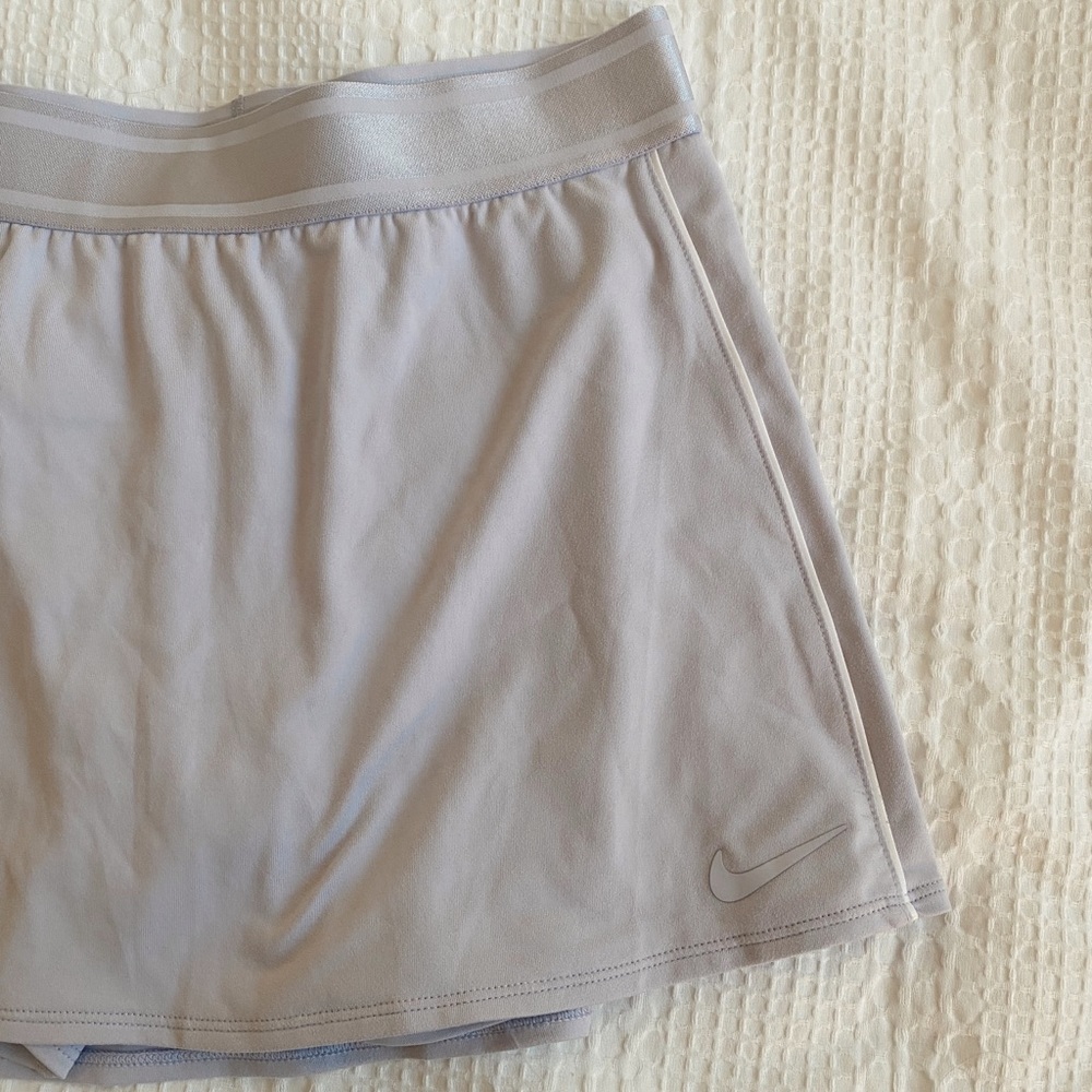 NIKE LILAC SKIRT